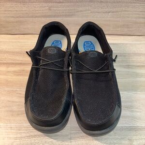 Hey Dude Women’s Wendy work slip on shoe